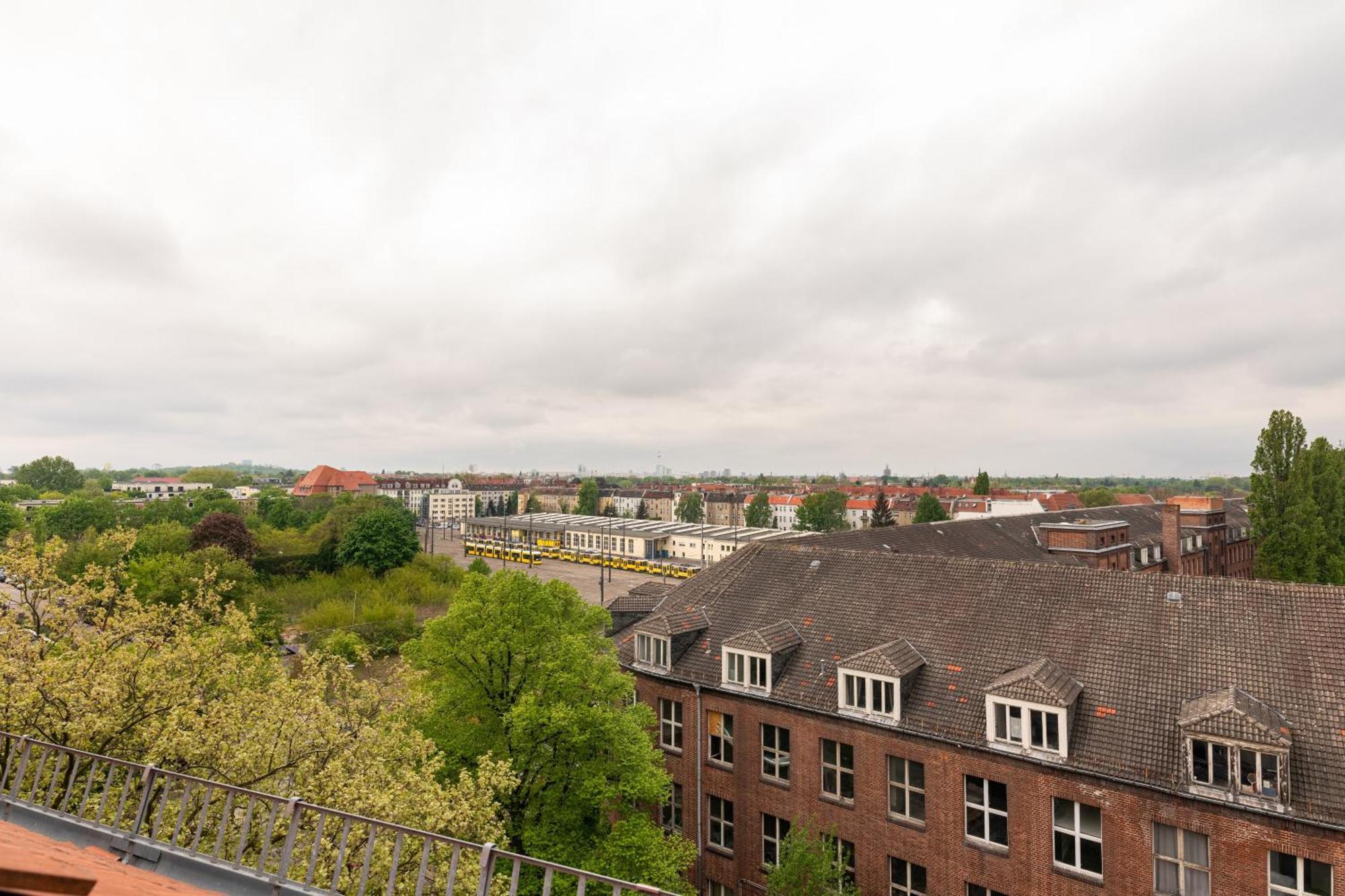 Mint Apartment Ueber Der Stadt Parken Kueche Wifi Berlin Exteriör bild
