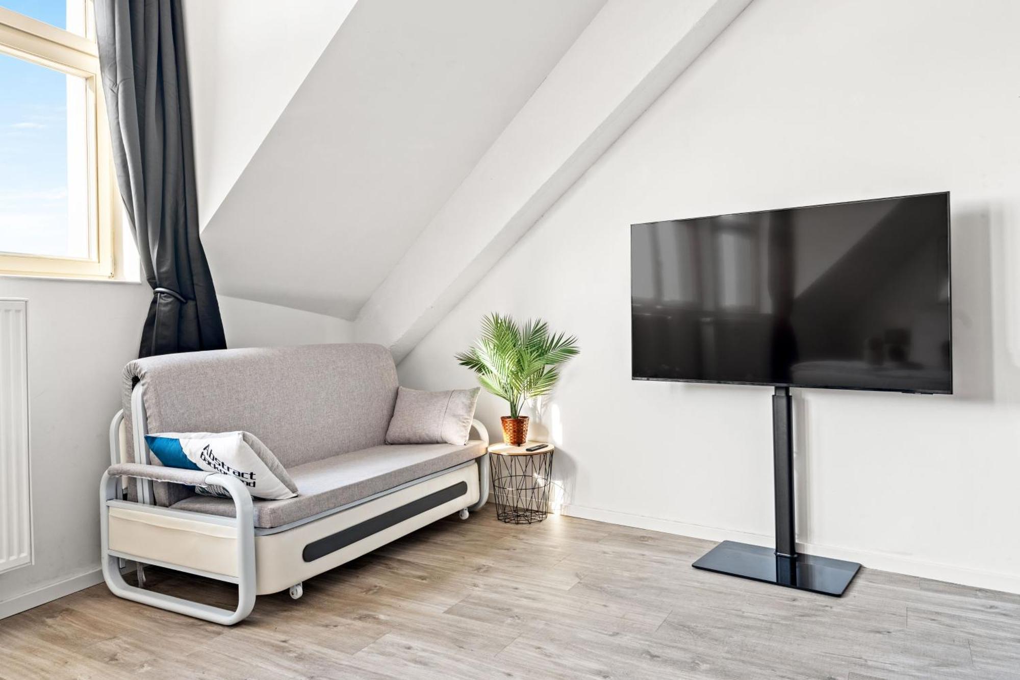 Mint Apartment Ueber Der Stadt Parken Kueche Wifi Berlin Exteriör bild